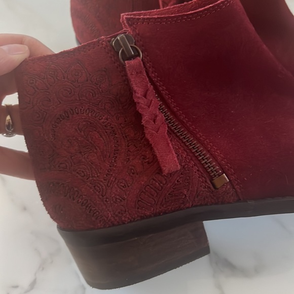 Naughty Monkey NWOT Western Red Suede Booties - Picture 2 of 7